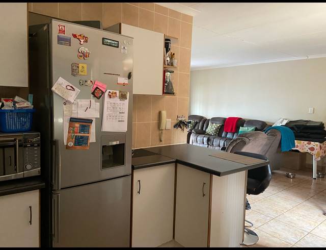 3 BEDROOM TOWNHOUSE FOR SALE IN LINCOLN MEADE